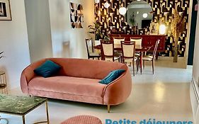 Appartement Au Centre De La Venise Provencale